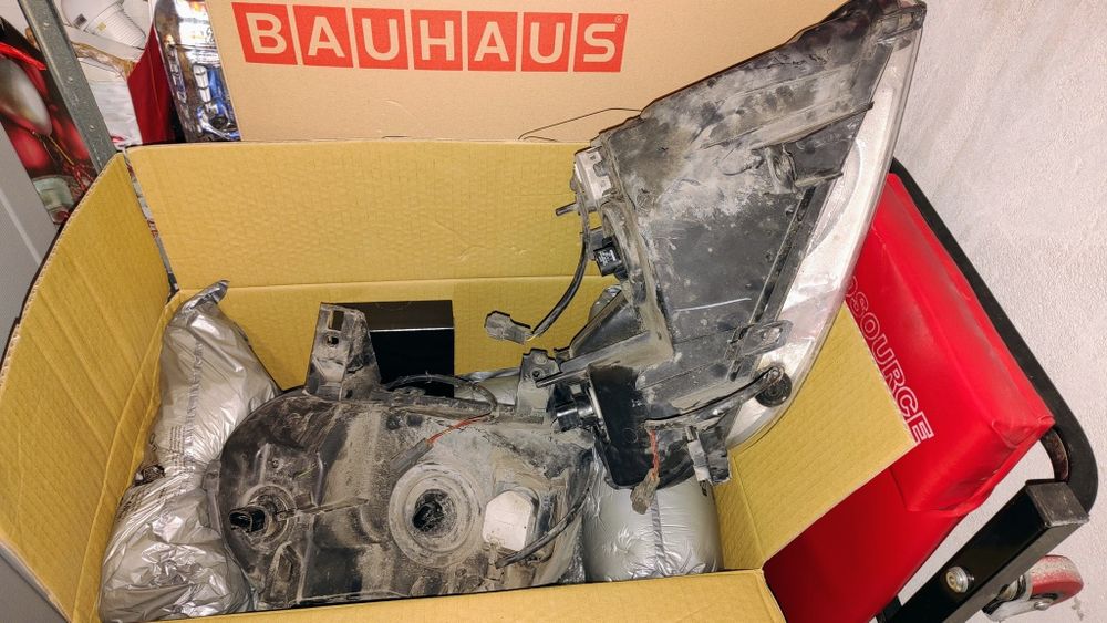 Продавам фарове за Chevrolet HHR