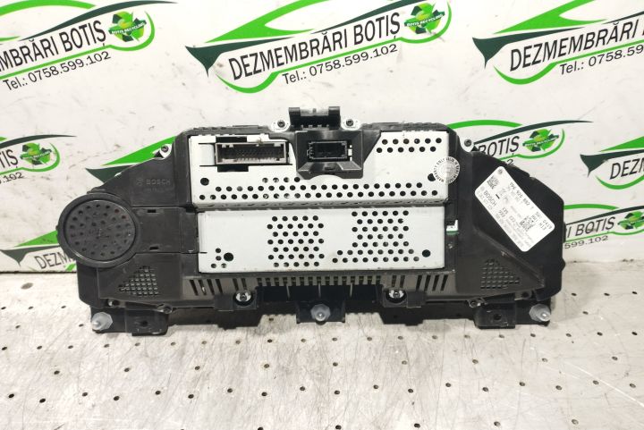 Ceasuri bord 7P6 920 882 T Volkswagen VW Touareg generatia 2 7P (face