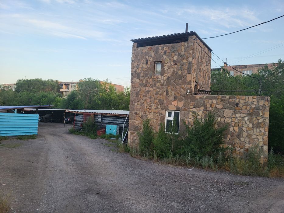 Продается автостоянка