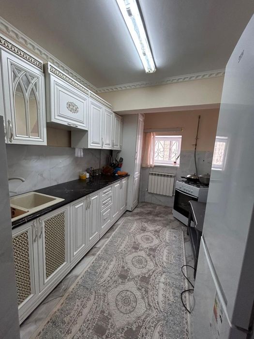 Сдается коттедж в  Юнис сити. 300 кв2 в