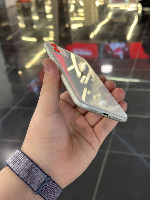 iPhone 11 - 128GB