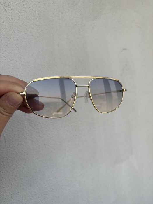 Солнечные очки.