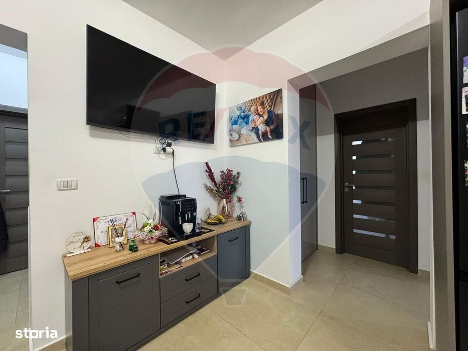Apartament cu 3 camere, 2 bai, 2 balcoane, parcare-zona Uta