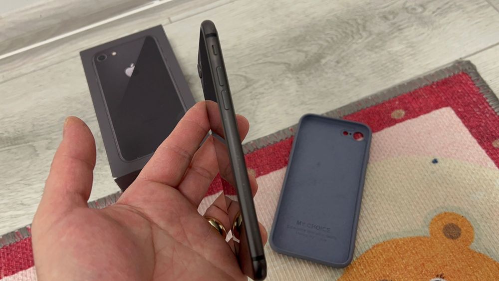 Video, iPhone 8 - liber de retea