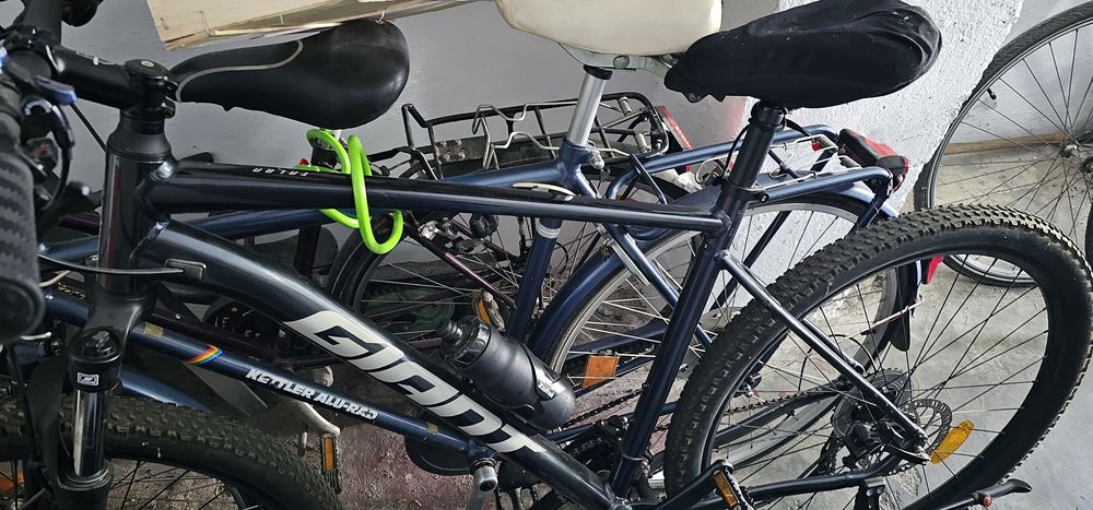 Vind bicicleta Giant pe 29