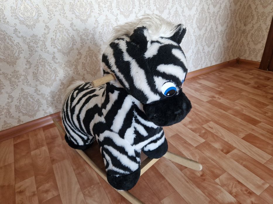 Продам качалку зебра