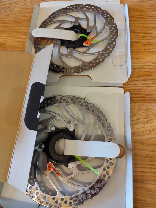 Kомплект 4-бутални спирачки - Shimano BR-MT420