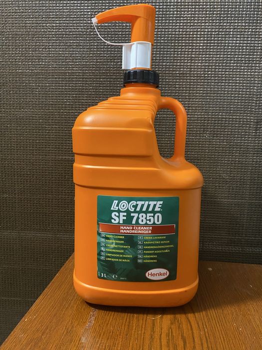 Crema curatare maini Loctite