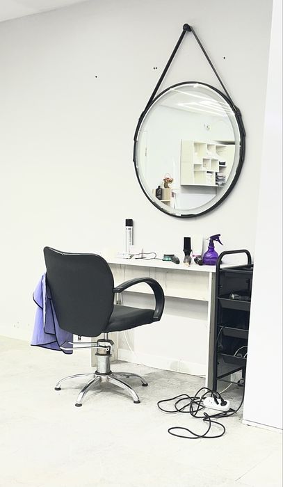 Продам мебель для парикмахерской