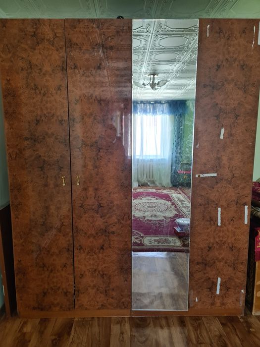 Шифонер лакированный мебель