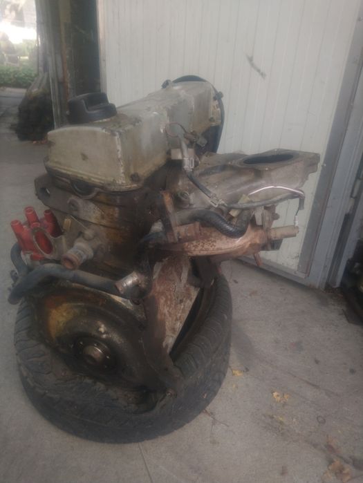 Двигател VW 1,8 моно