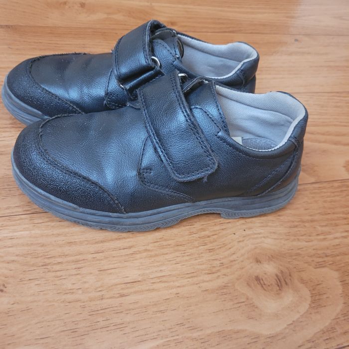 Обувь для мальчика школьный, идеальный