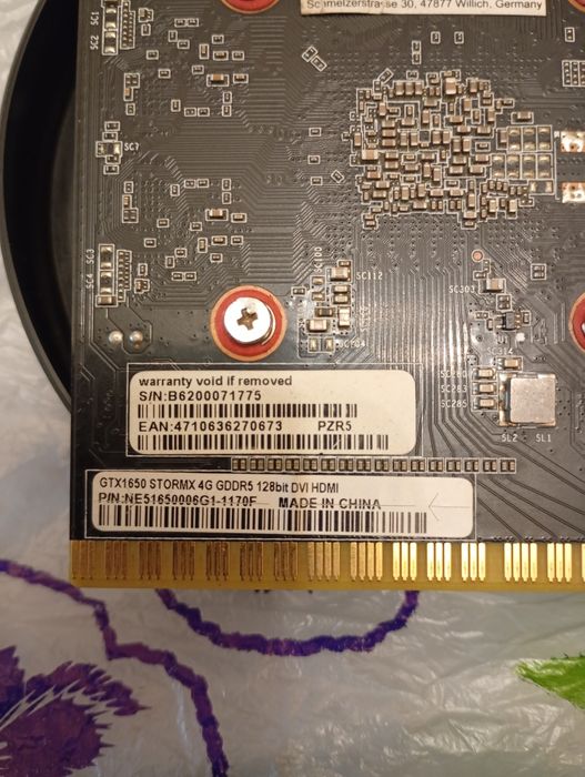 Vând placa Video nvidia GeForce gtx 1650 de 4 GB preț 550 lei