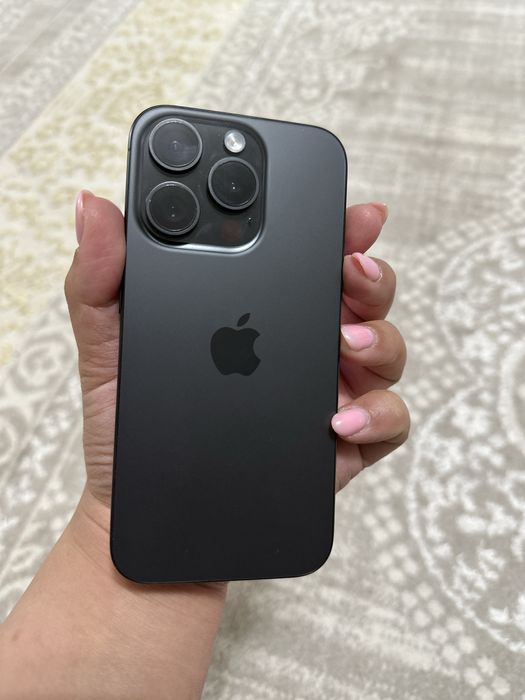 Срочно продам Айфон 15 про