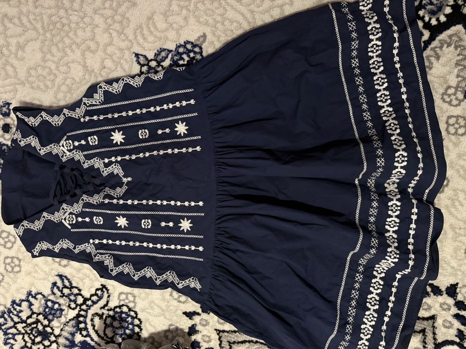 Платья красивые коктейльные