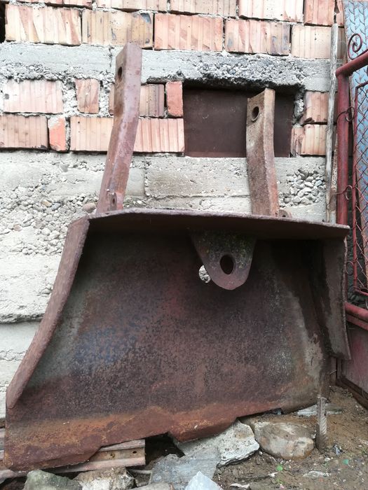 Vând sapă forestiera