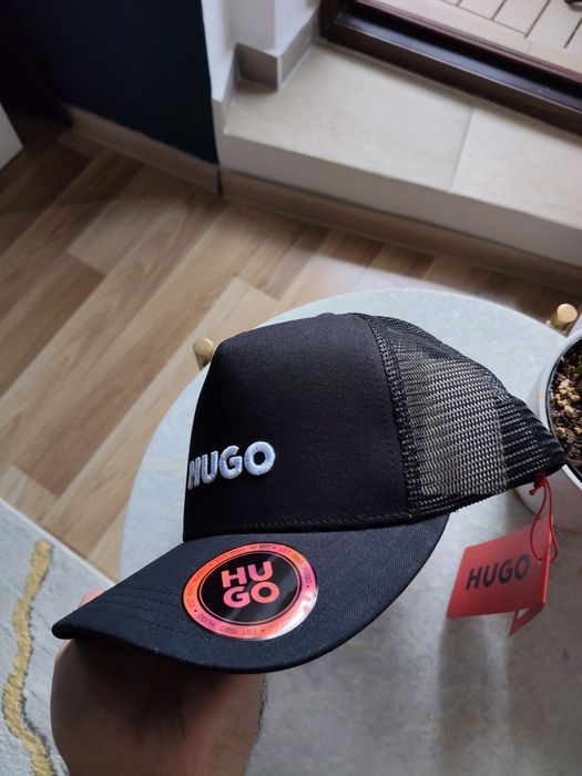 Hugo Marsel trucker șapcă cu plasa unisex culoare negru cu logo alb mărime OS noua originala