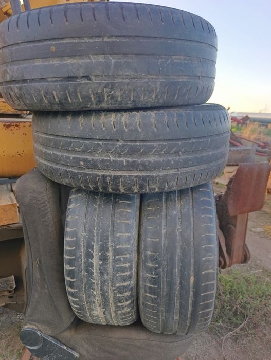 Продам 205/55/16  шины