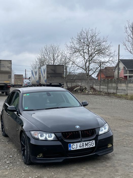 Vând Bmw E90 2.0 diesel sau schimb e92 +-diferența