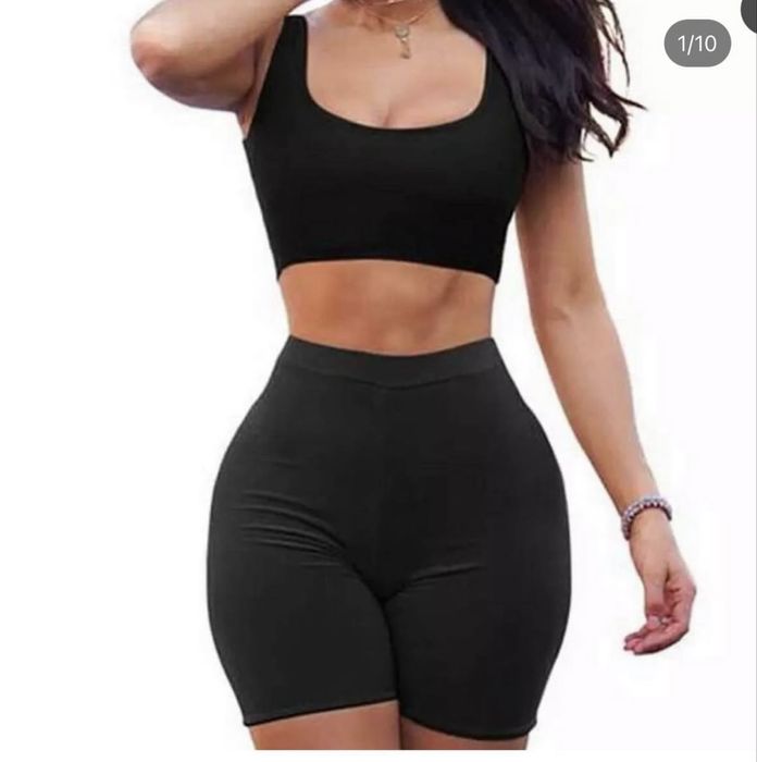 Женские костюмы двойка