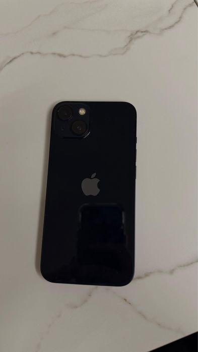 Продам айфон 13 в отличном состоянии