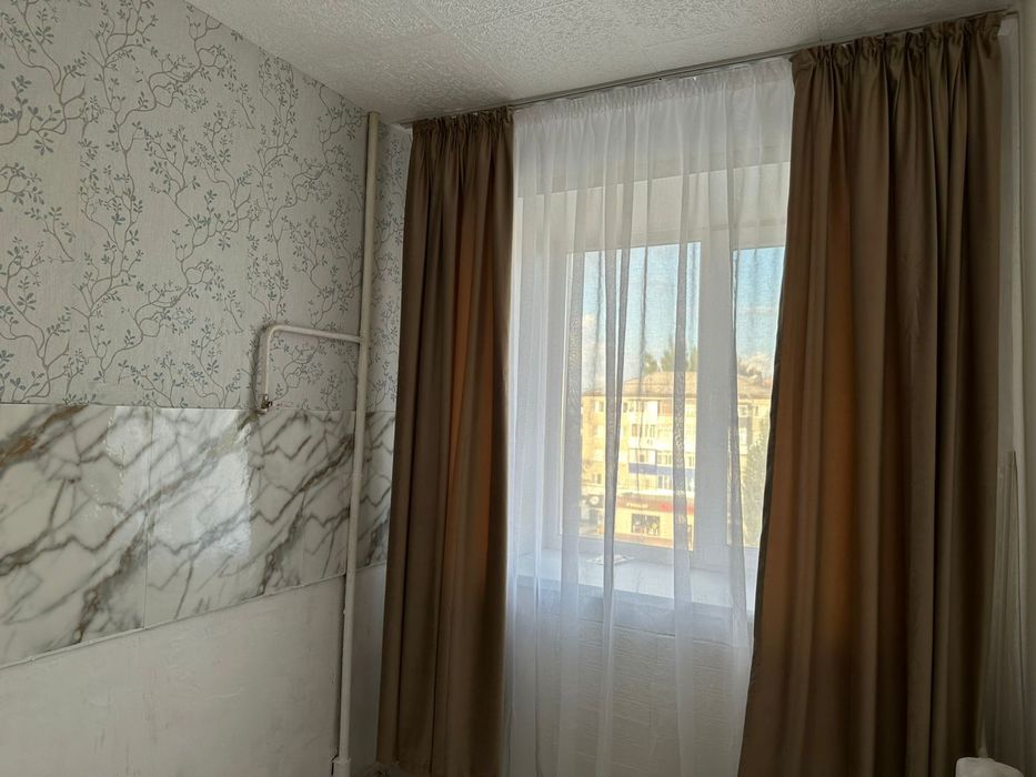 Продам 2 ком, район Дом Быта