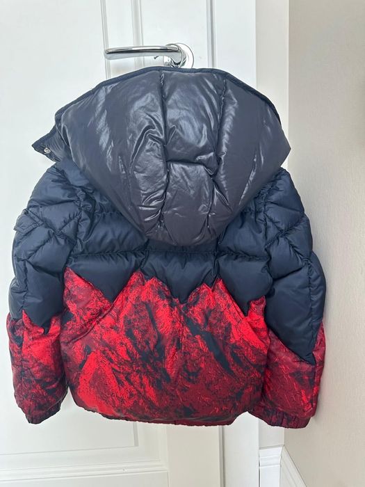 Продам пуховик для мальчика