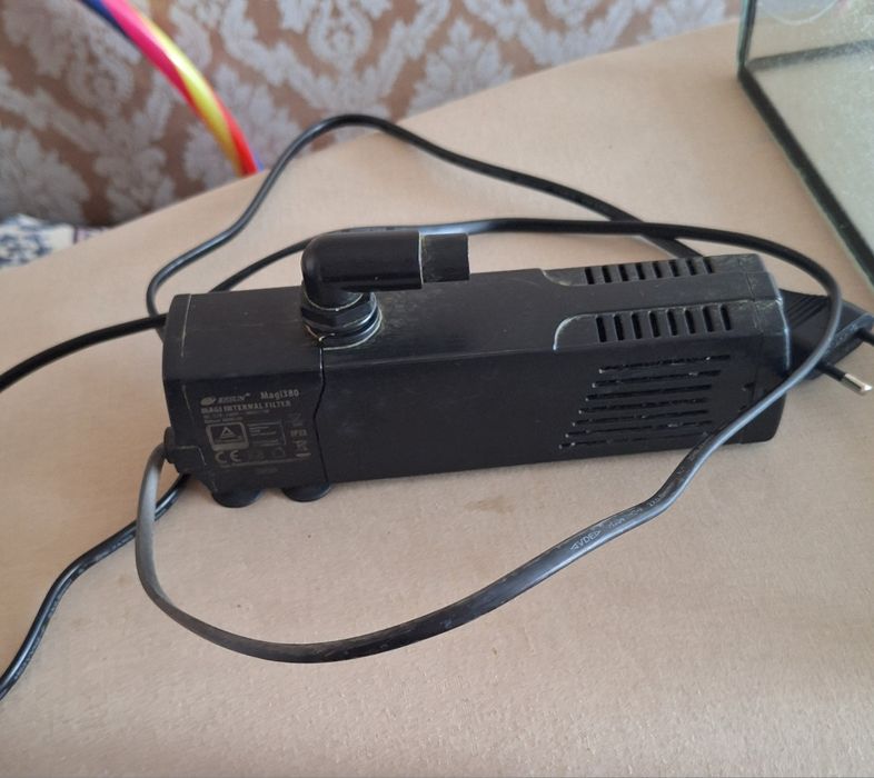 Продавам аквариум 50 л