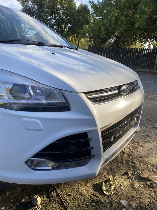 Aripă dreapta spate Ford Kuga 2014