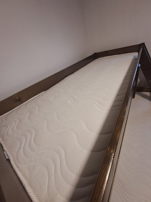 Vand pat supraetajat, cu saltele incluse