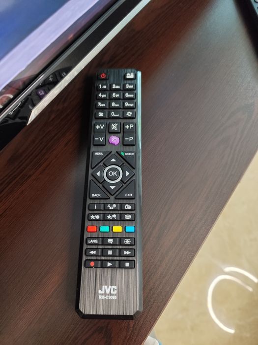 LED TV JVC 43 inc  Нов Телевизор