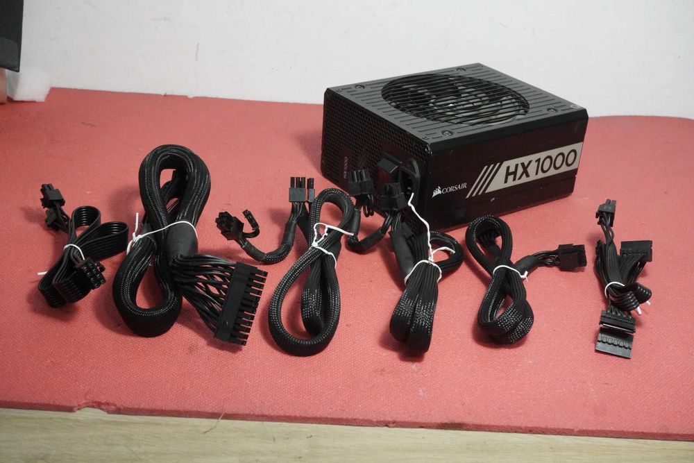 Захранване Corsair HXi Series HX1000 - 1000W Platinum 12м. Гаранция