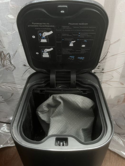 Продам робот пылесос !