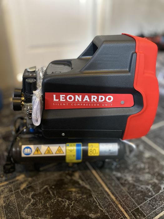 Vand este NOU nefolosit Compresor Auto