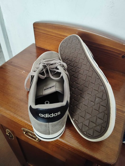 Adidas Nr 44 stare foarte buna