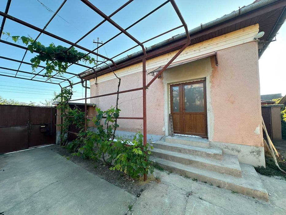 Casa de vanzare la Bors