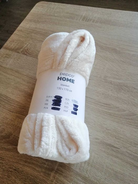 Patura Pepco crem cu imprimeu