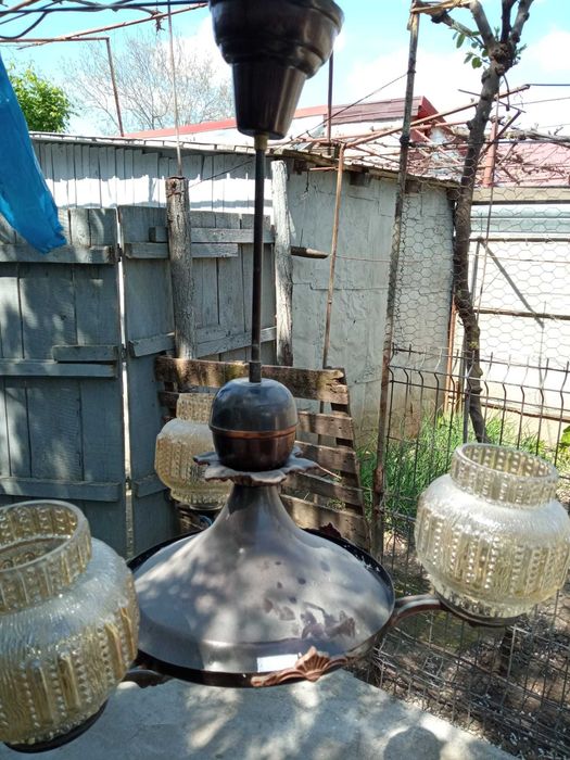 Lustră clasică artizanală