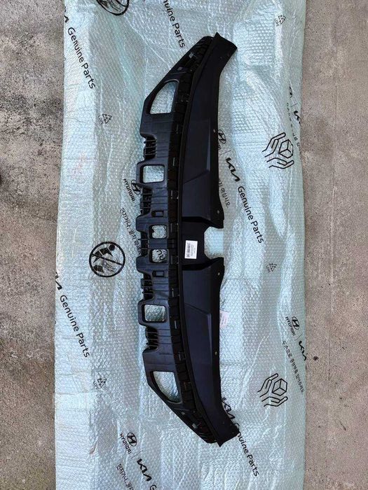 Hyundai Elantra kojuh radiatr yangi original koreyskiy