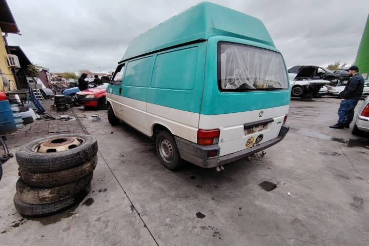 Lampa / Tripla stop dreapta pe aripa Volkswagen VW Transporter 1992