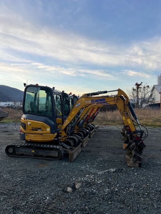 Miniexcavator XCMG 27