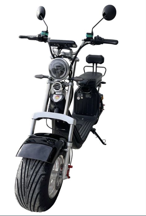 Scuter electric cu cartela model 2026