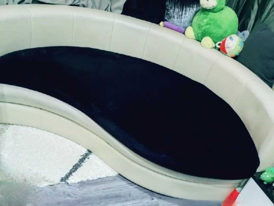 Canapea yingyang