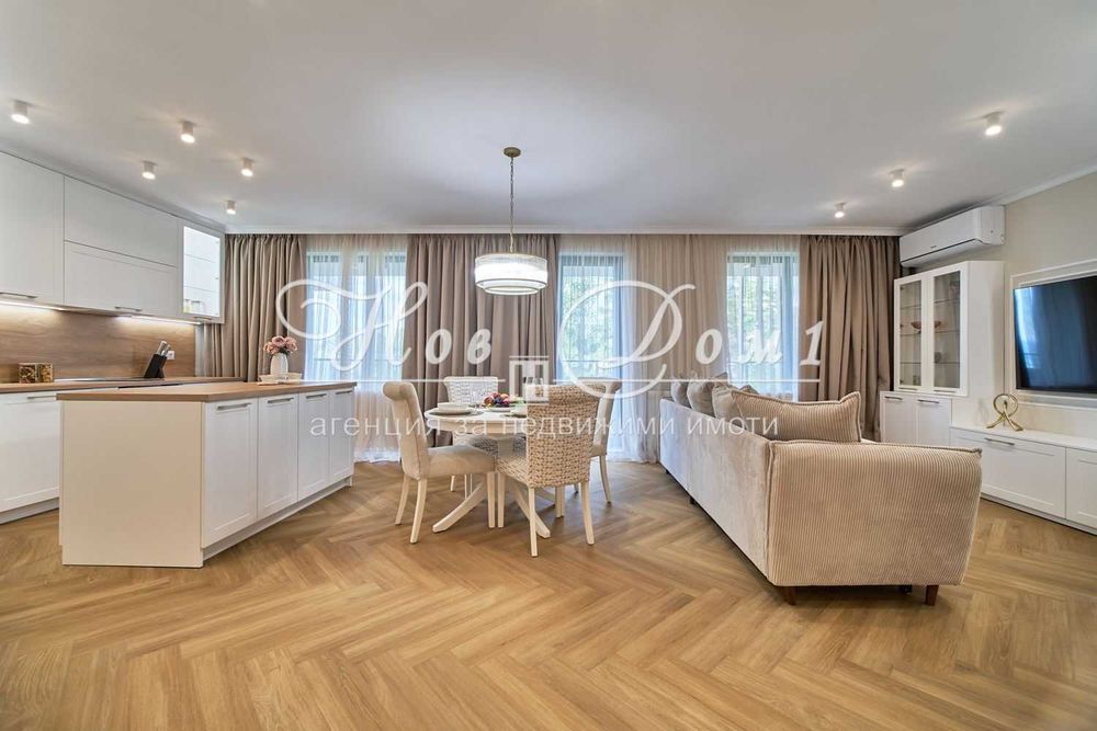 Дава се под наем Двустаен апартамент в Варна, Бриз - 160 кв.м за 1350 € - Снимка #2