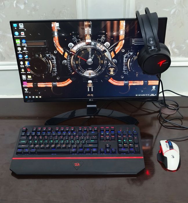 Asus  Z590 + i3 10100F + GTX1660 Super 6Gb + LG 24