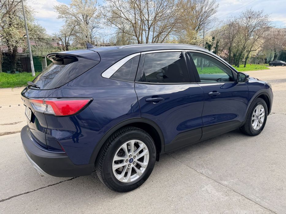 Ford Kuga Titanium 1.5 diesel-120CP-automata-proprietar de 2 ani!