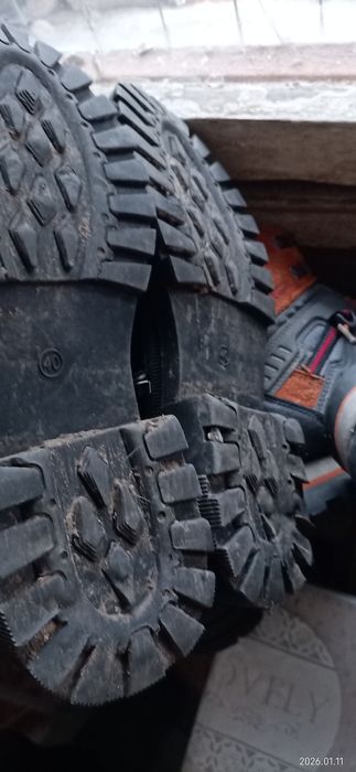 Дамски ботуши и боти много запазени