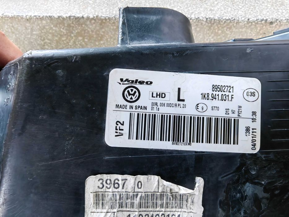 Фар VW Scirocco Xenon ляв / Фар Широко ксенон Оригинален