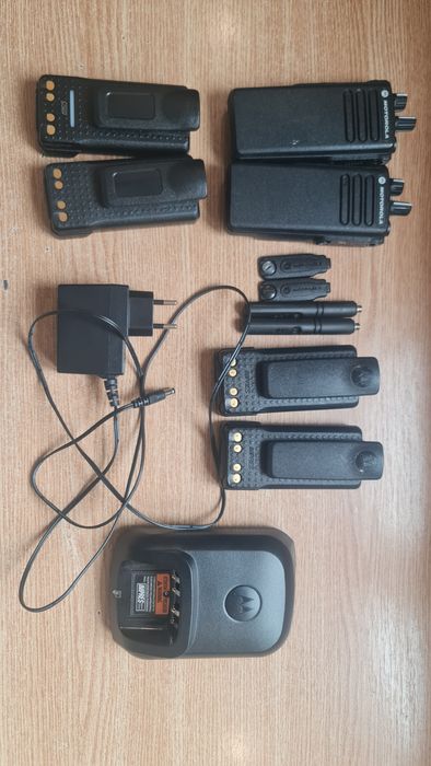 Motorola dp 4400 uhf