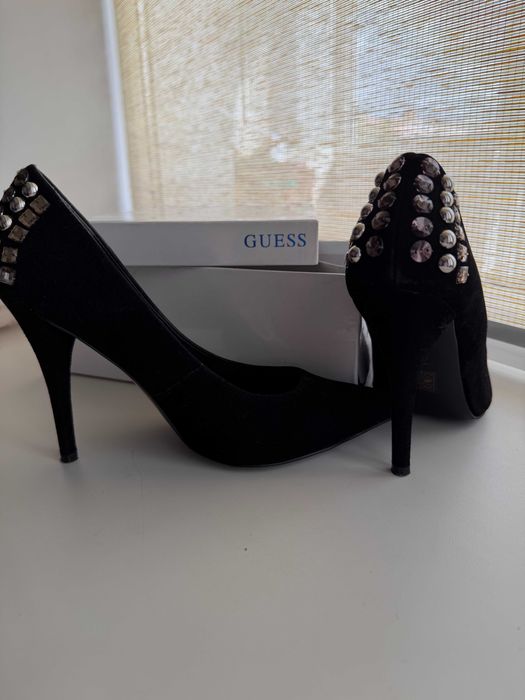 Туфли женские замшевые черные   GUEES, 40 р-р